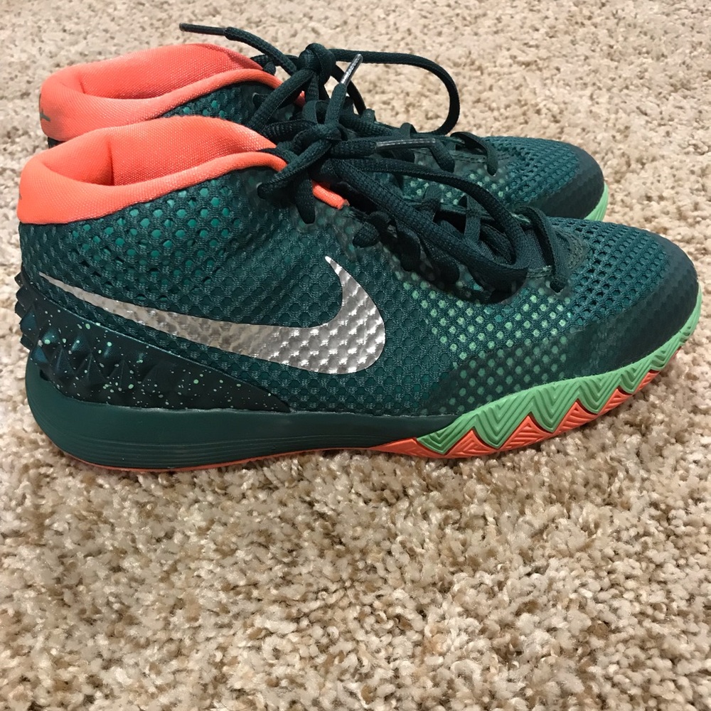 Kyrie R1